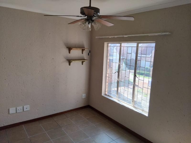 To Let 3 Bedroom Property for Rent in Baillie Park North West